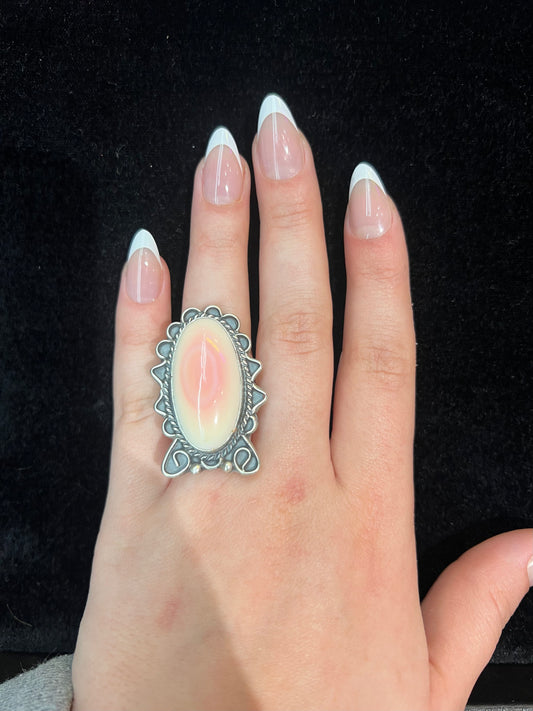 Adjustable Pink Conch Shell Ring by T. Nez Sr., Navajo made (Fits Sizes 6.0-9.0)
