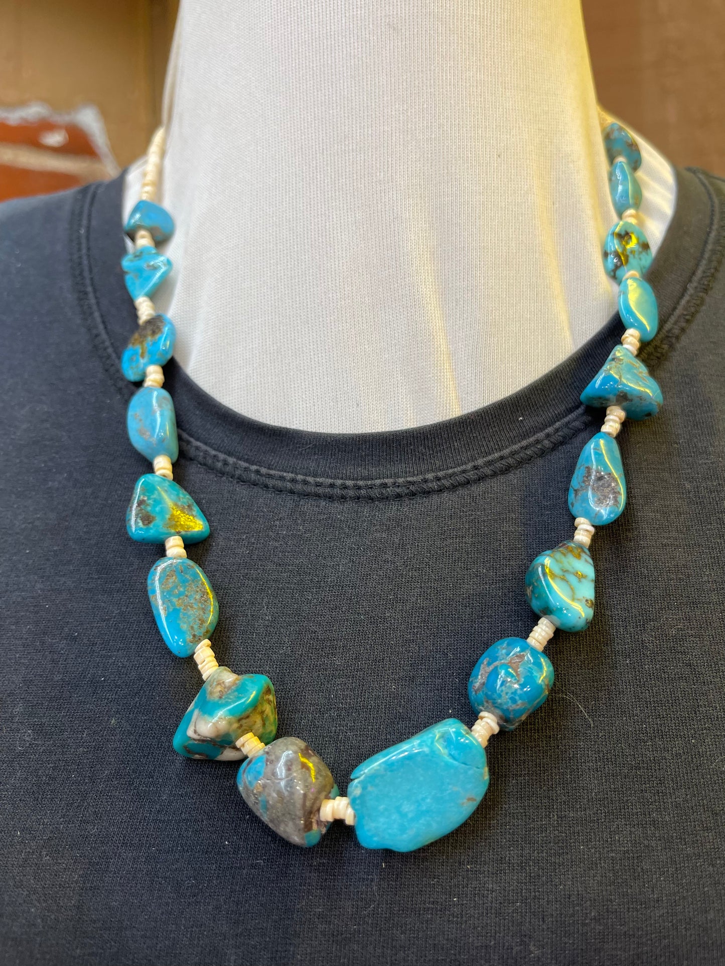 Santo Domingo Natural Turquoise Nugget and Melon Shell Necklace