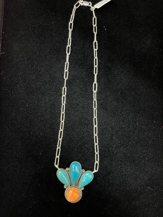 16" Spiny Oyster Shell and Turquoise Necklace by Zia