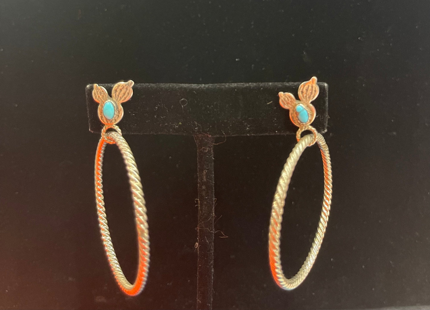 Prickly Pear Cactus Post with Hoop by Running Bear