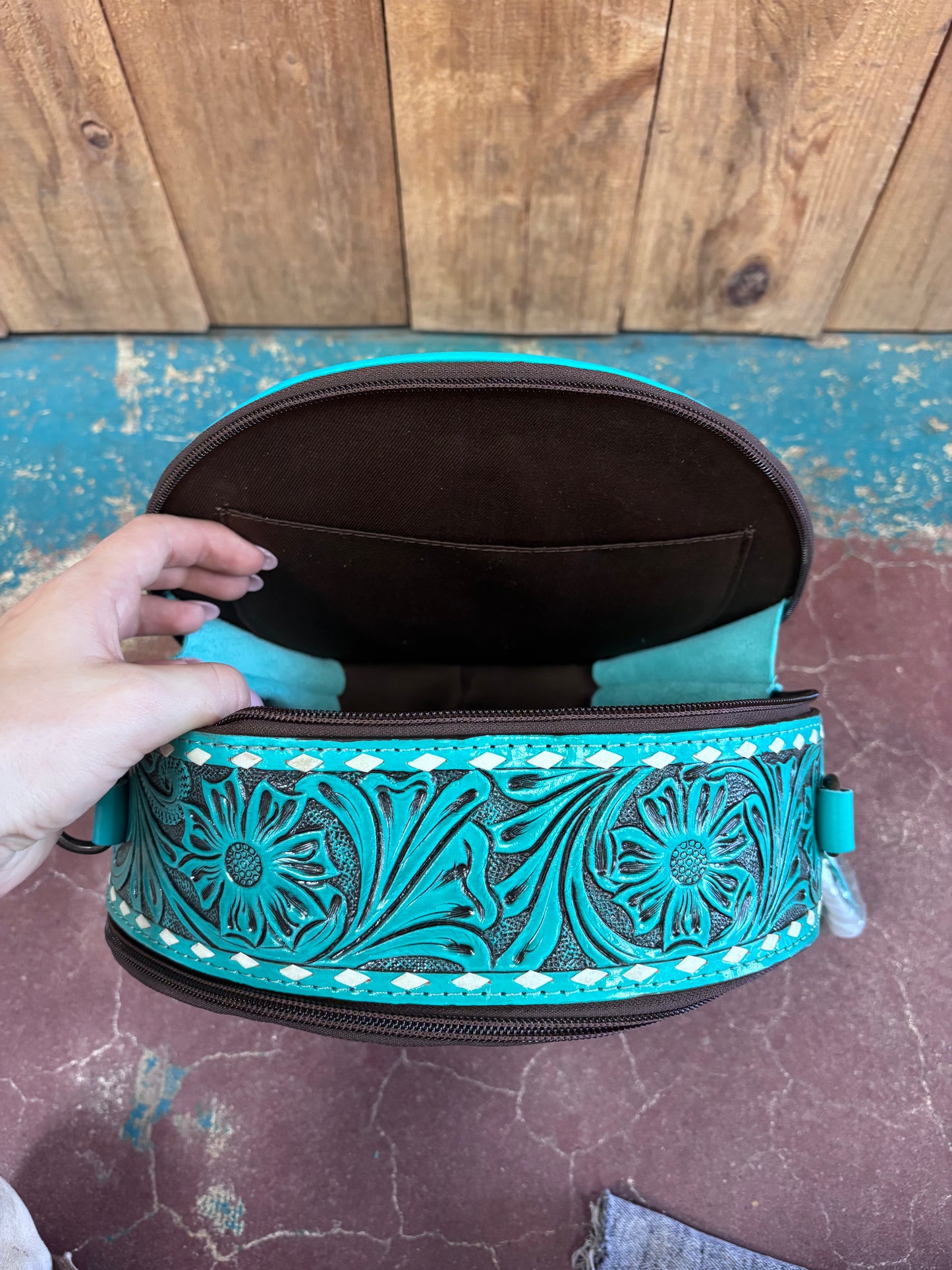 Turquoise Tooled Brown Cowhide Canteen Leather Purse