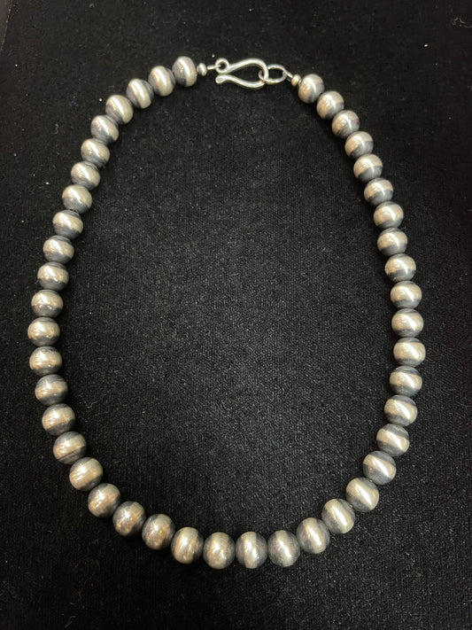 18” 10mm Navajo Pearls