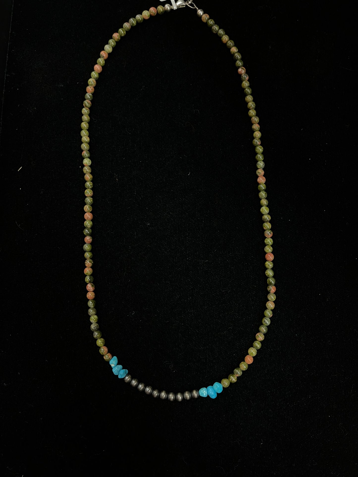 19" Green Pearl and Turquoise Necklace