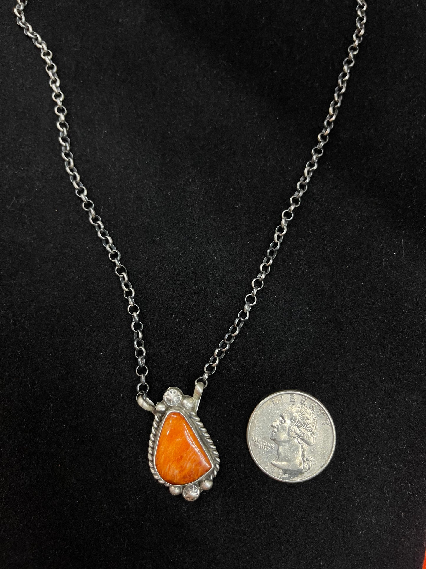 16" Spiny Oyster Necklace by Augustine Largo, Navajo