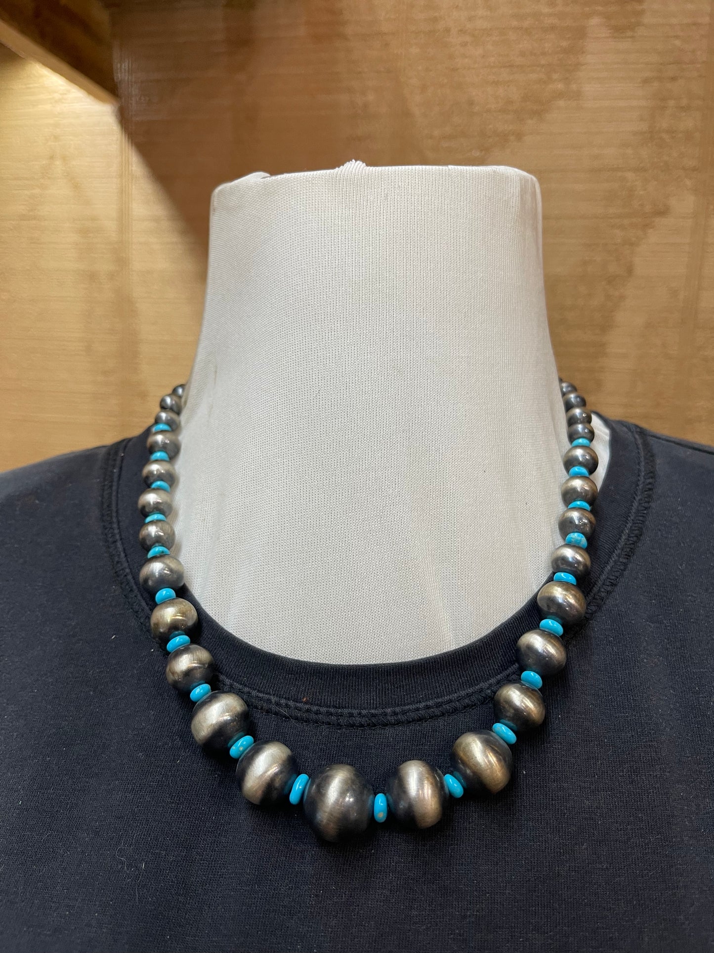 20" Graduated Navajo Pearls 6mm to 16mm