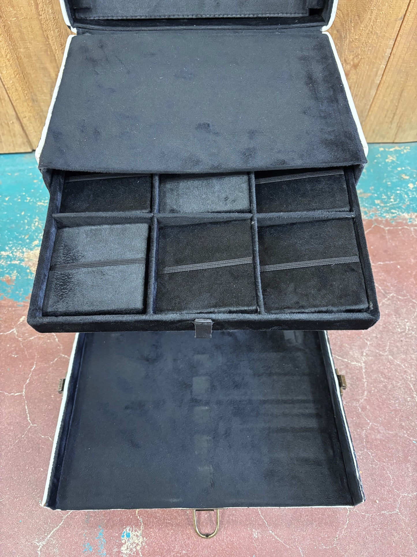 Black And White Checkered Train Case Jewelry Box