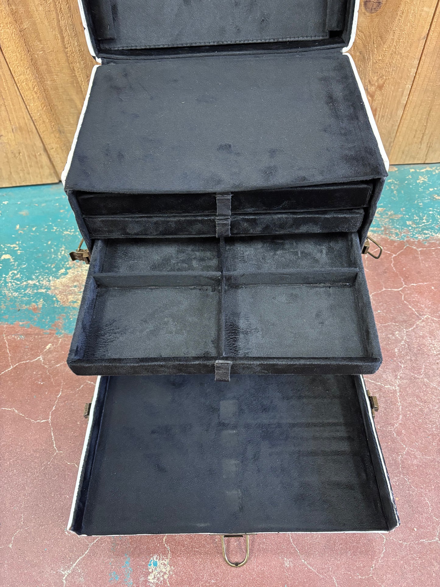 Black And White Checkered Train Case Jewelry Box