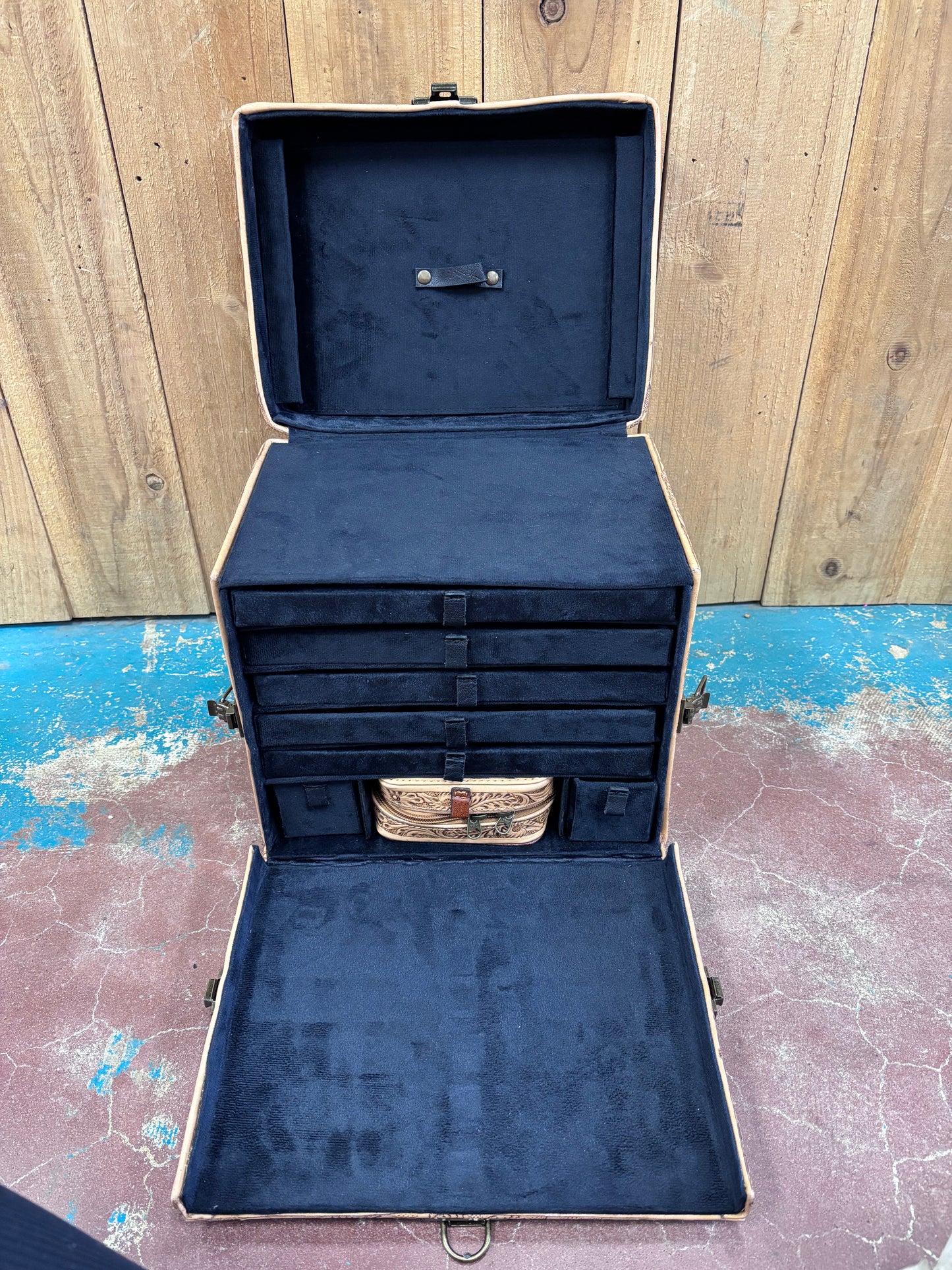 Tan Leather Tooled Train Case Jewelry Box