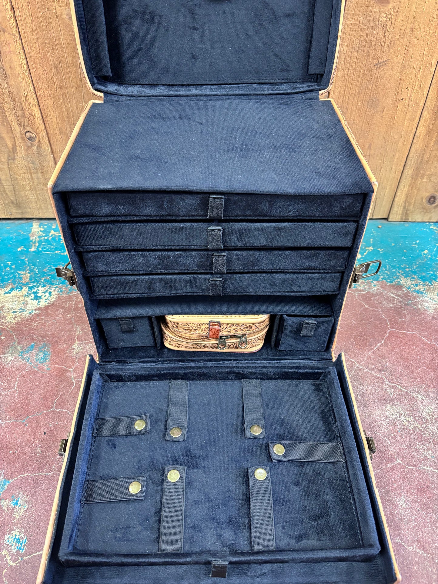 Tan Leather Tooled Train Case Jewelry Box