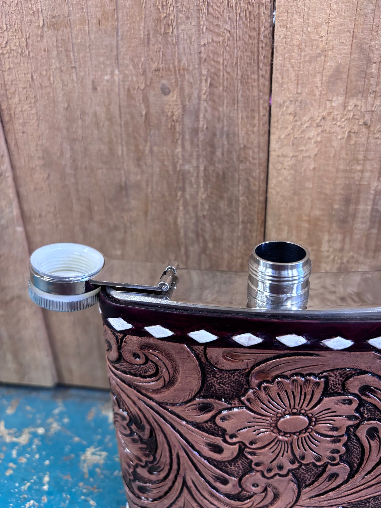 Medium Buck Stitched Flower Tooled Flask