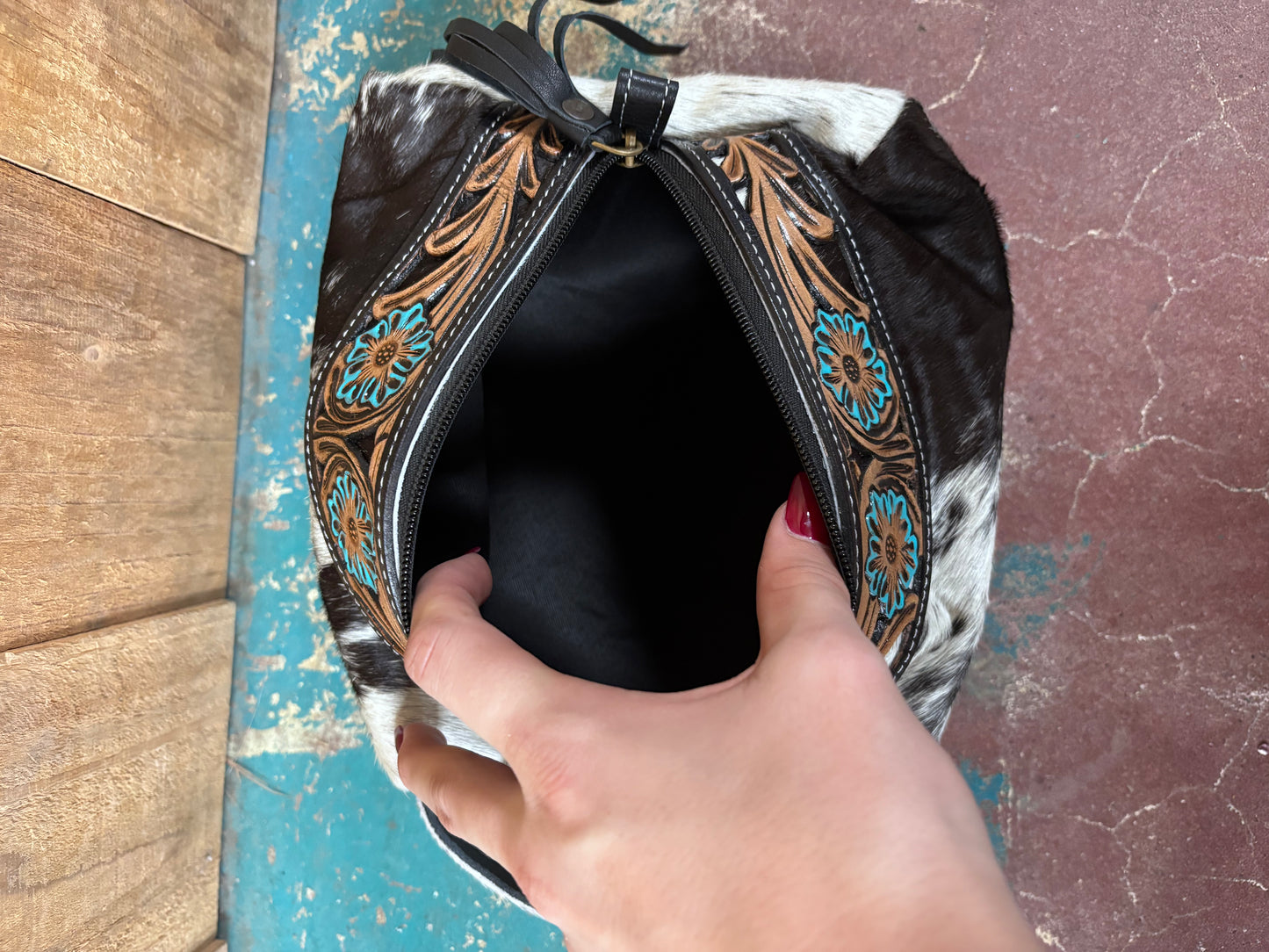 Black and White Cowhide Tooled Leather Shaving Kit