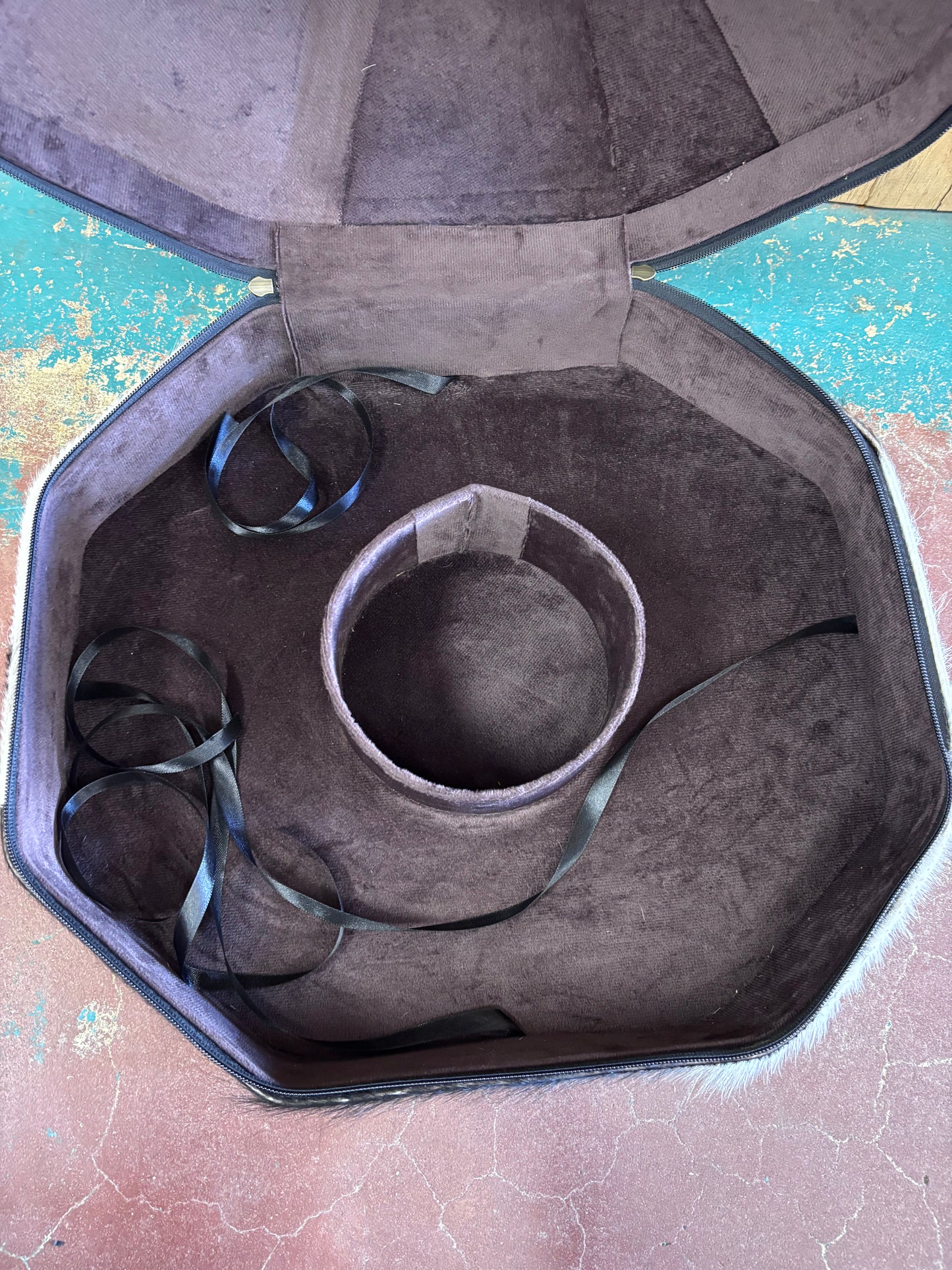 Black Flower Tooled Cowhide Cowboy Hat Box