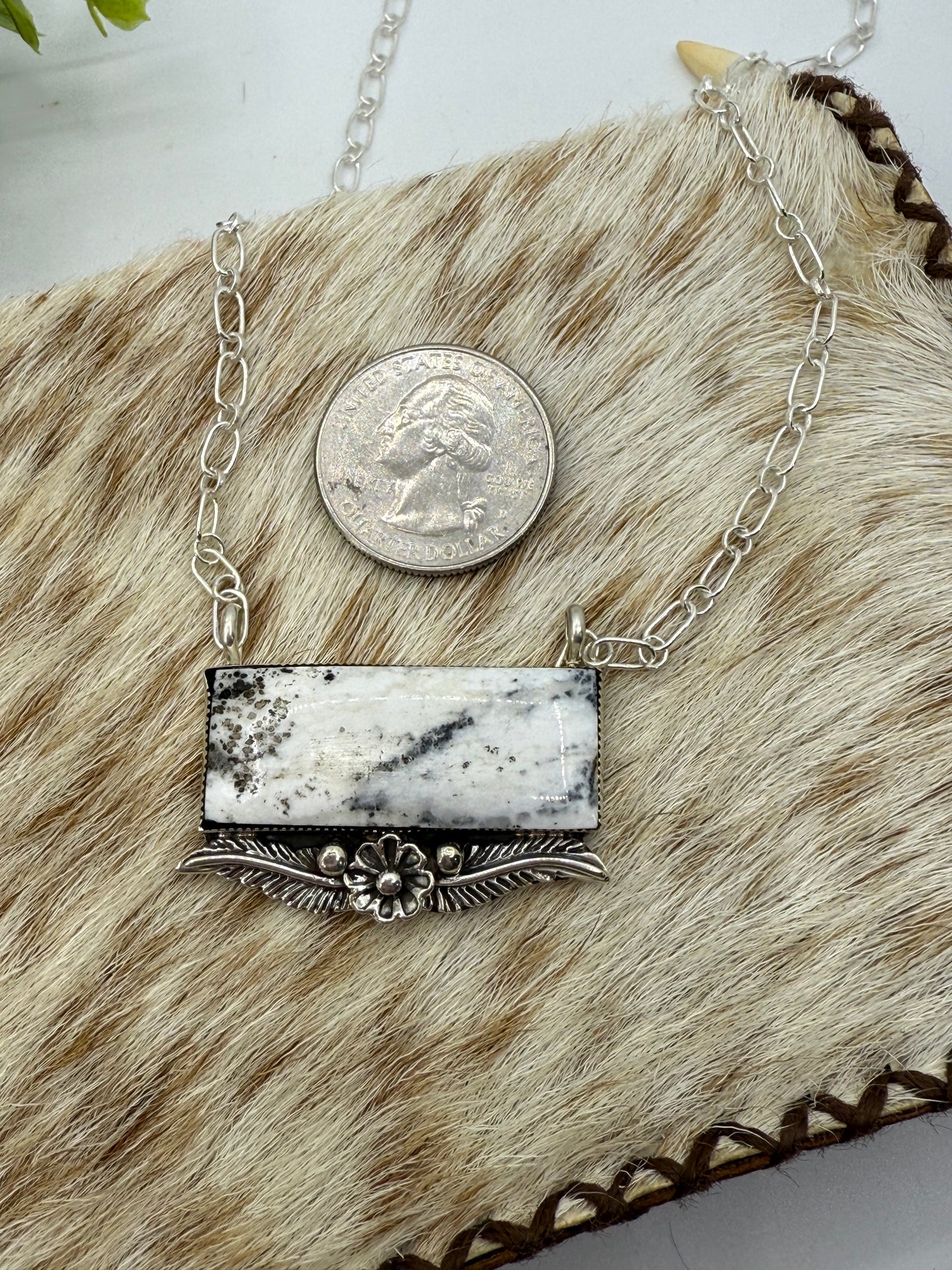 20" WHITE BUFFALO BAR NECKLACE BY GREGG YAZZIE, navajo