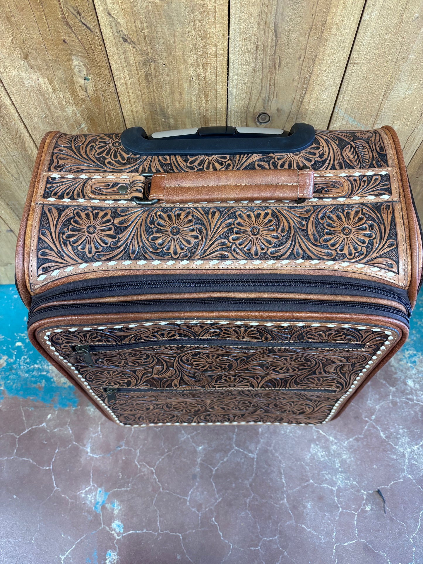 Large Brown Flower Tooled Buck Stitched Suitcase