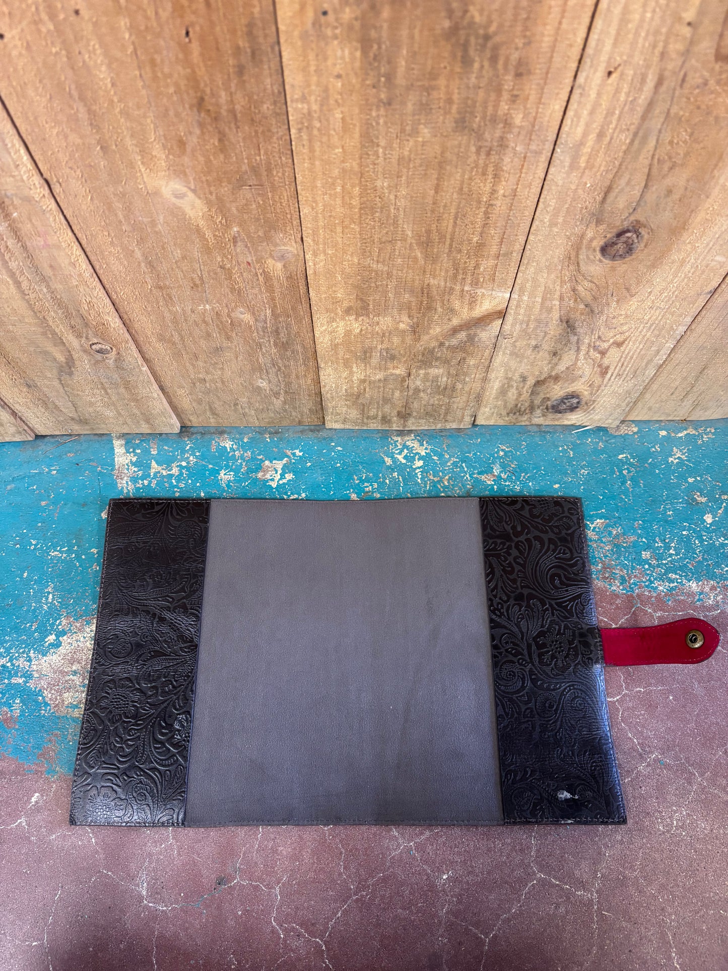 Tan Tooled Cowhide Bible Cover