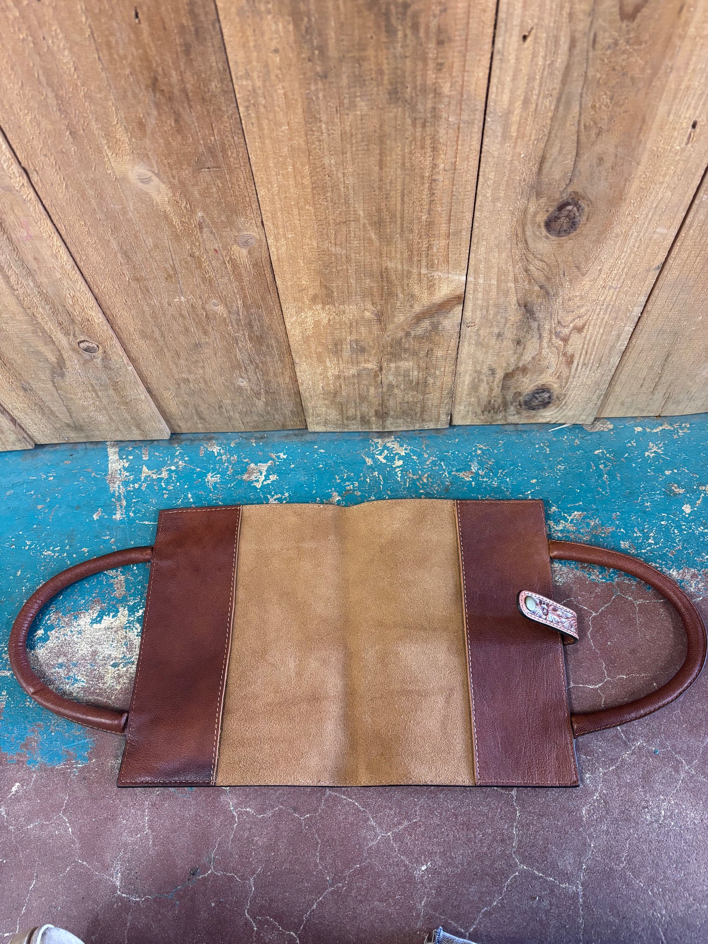 Brown Cowhide Ace Tooled Portable Bible Cover