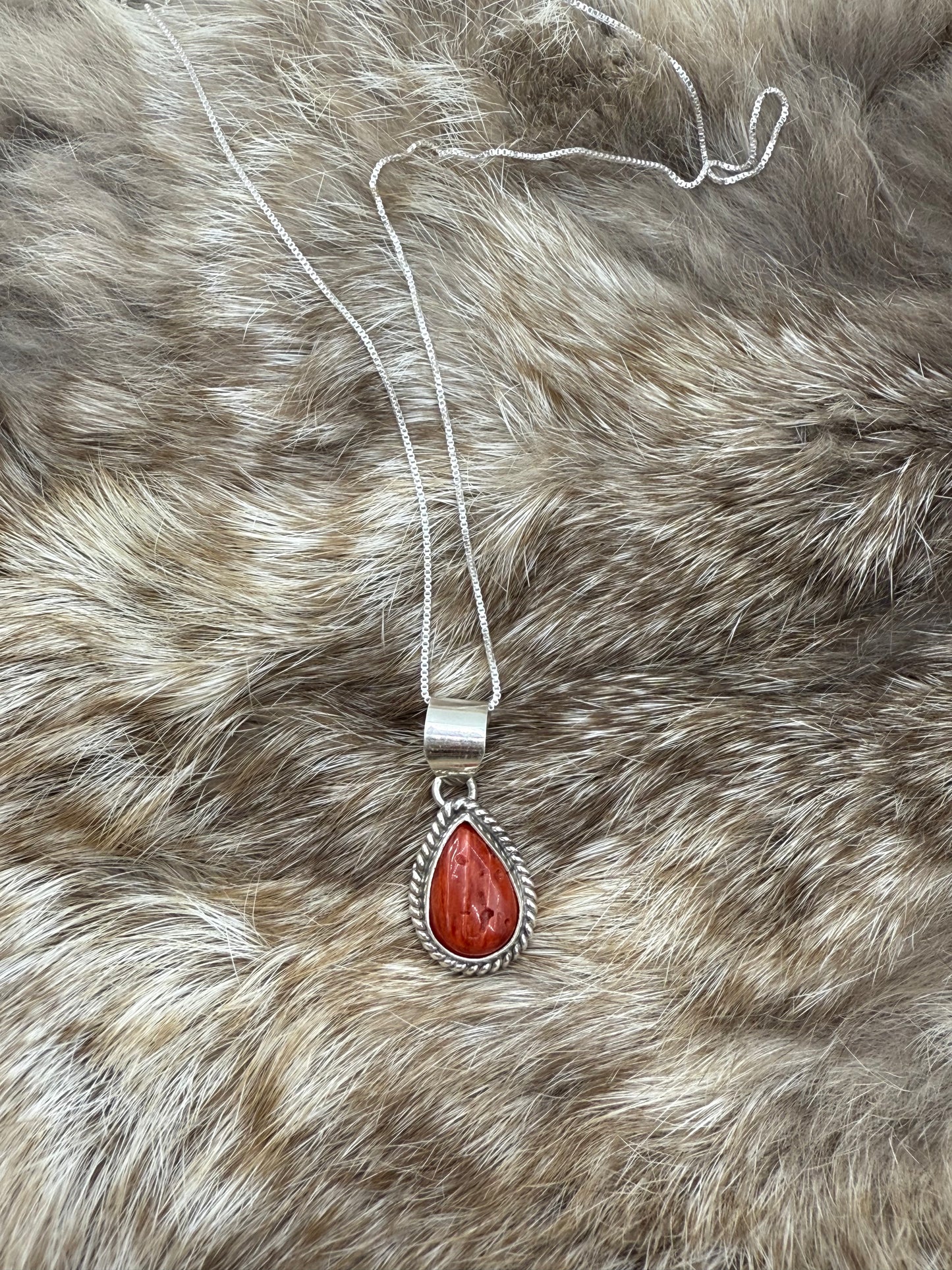 Teardrop Spiny Oyster Shell Pendant on 18" Chain by J. Frank & Byron Begay, Navajo