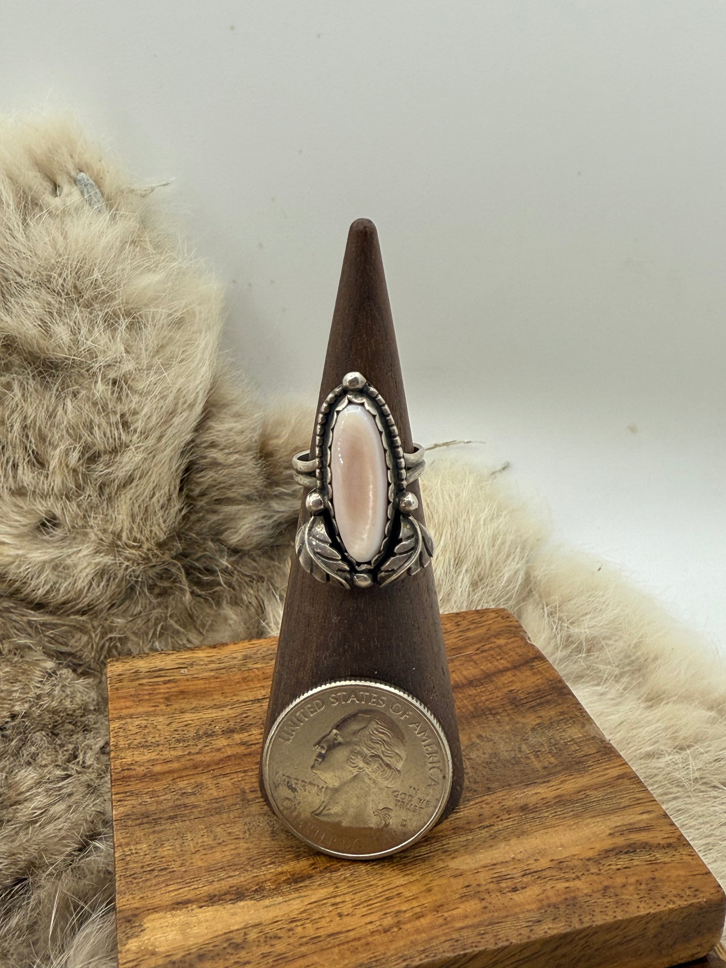 4.5 Vintage Mother of Pearl Ring