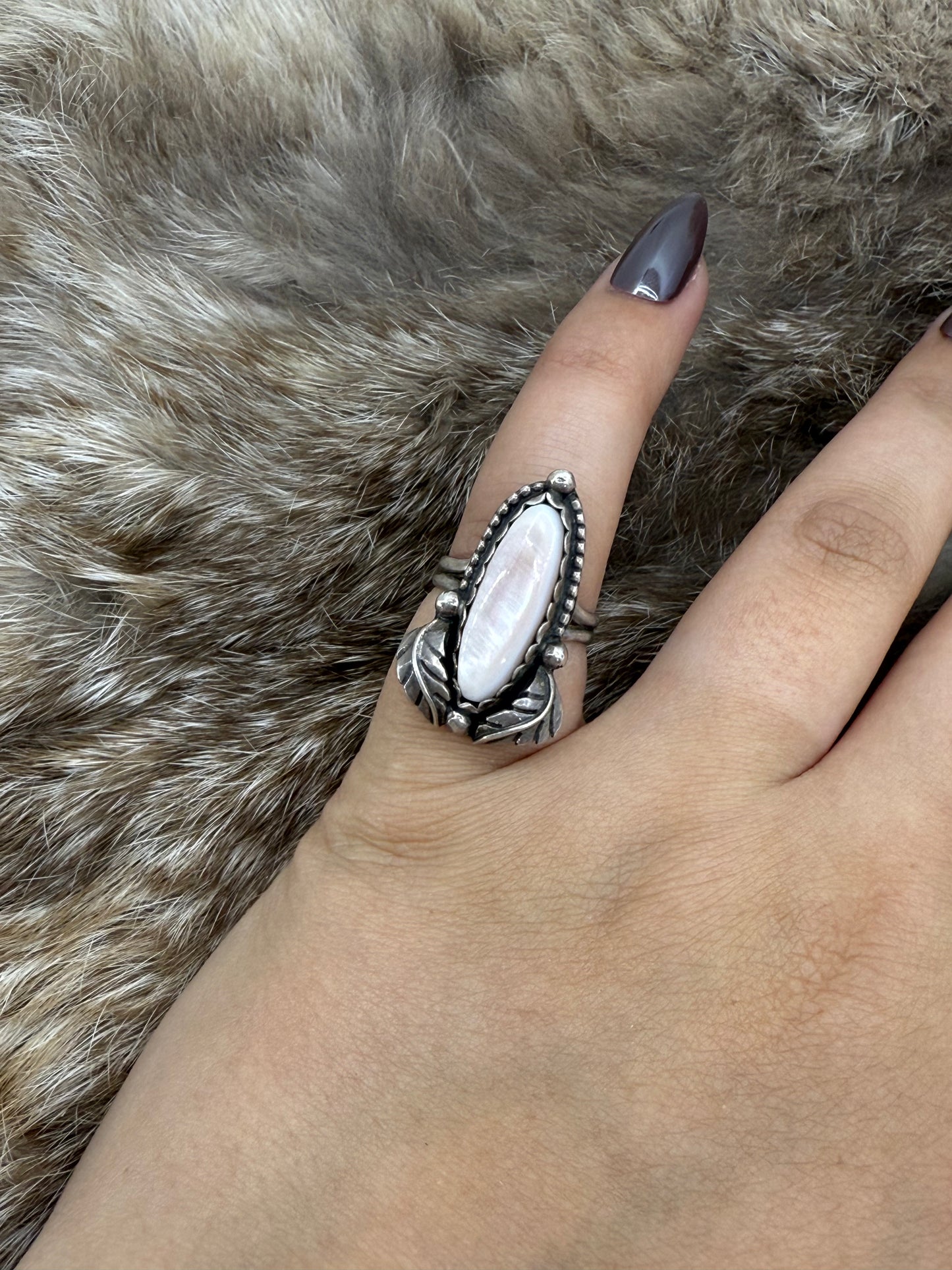 4.5 Vintage Mother of Pearl Ring