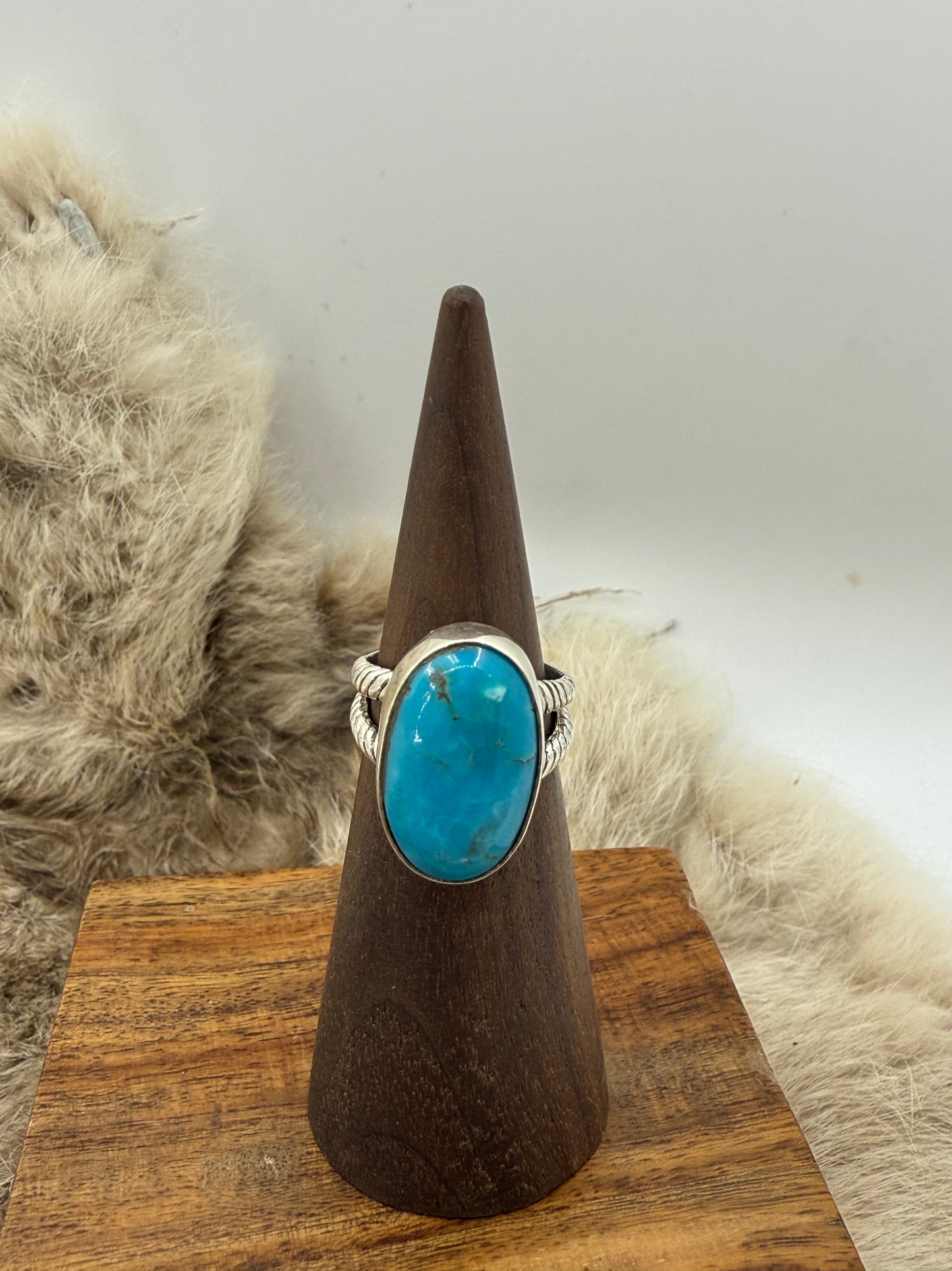 Size 6.0 Kingman Turquoise Oval Ring