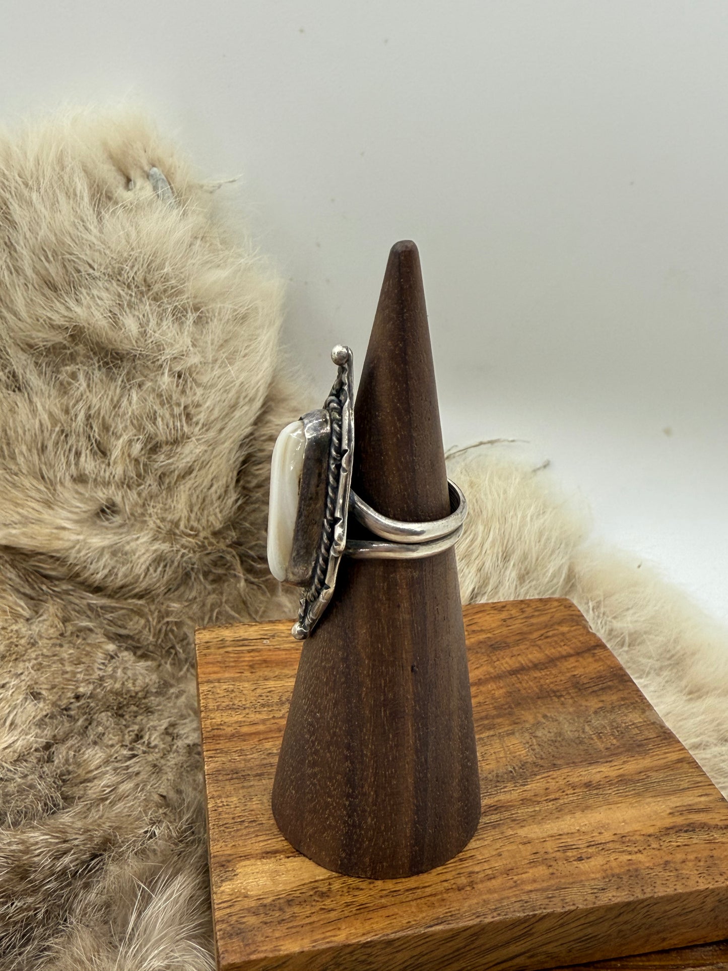 5.0 Mother of Pearl Vintage Ring