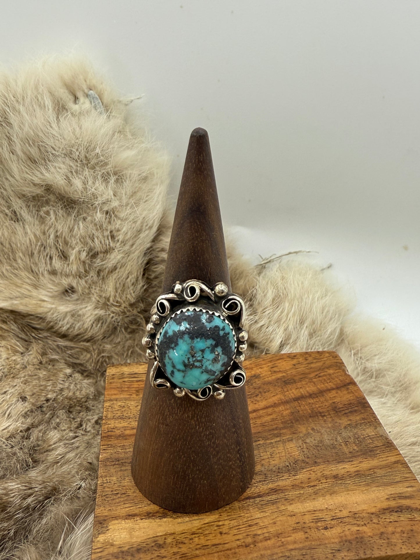 7.5 Vintage Turquoise Ring