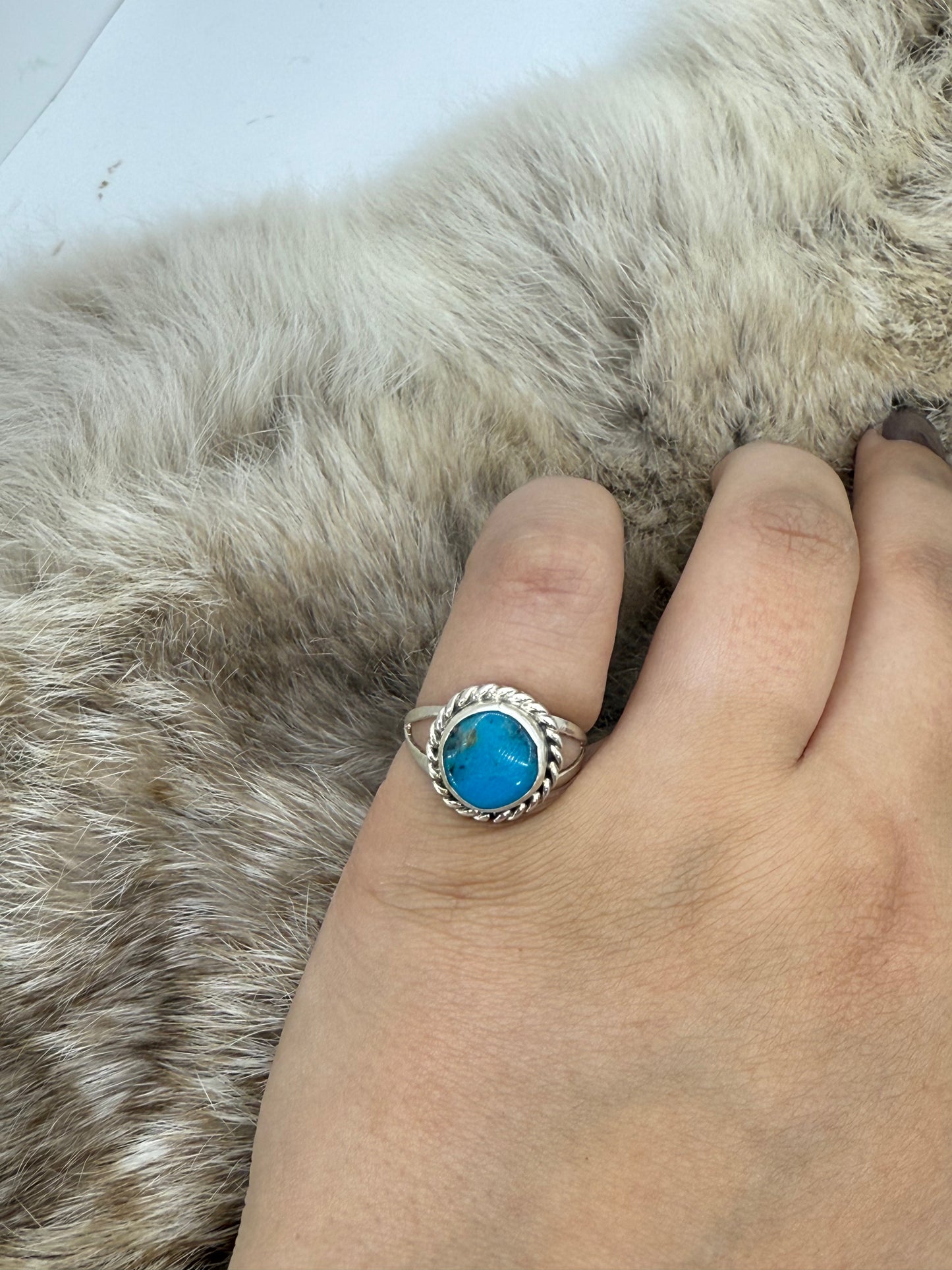 7.5 Round Turquoise Ring