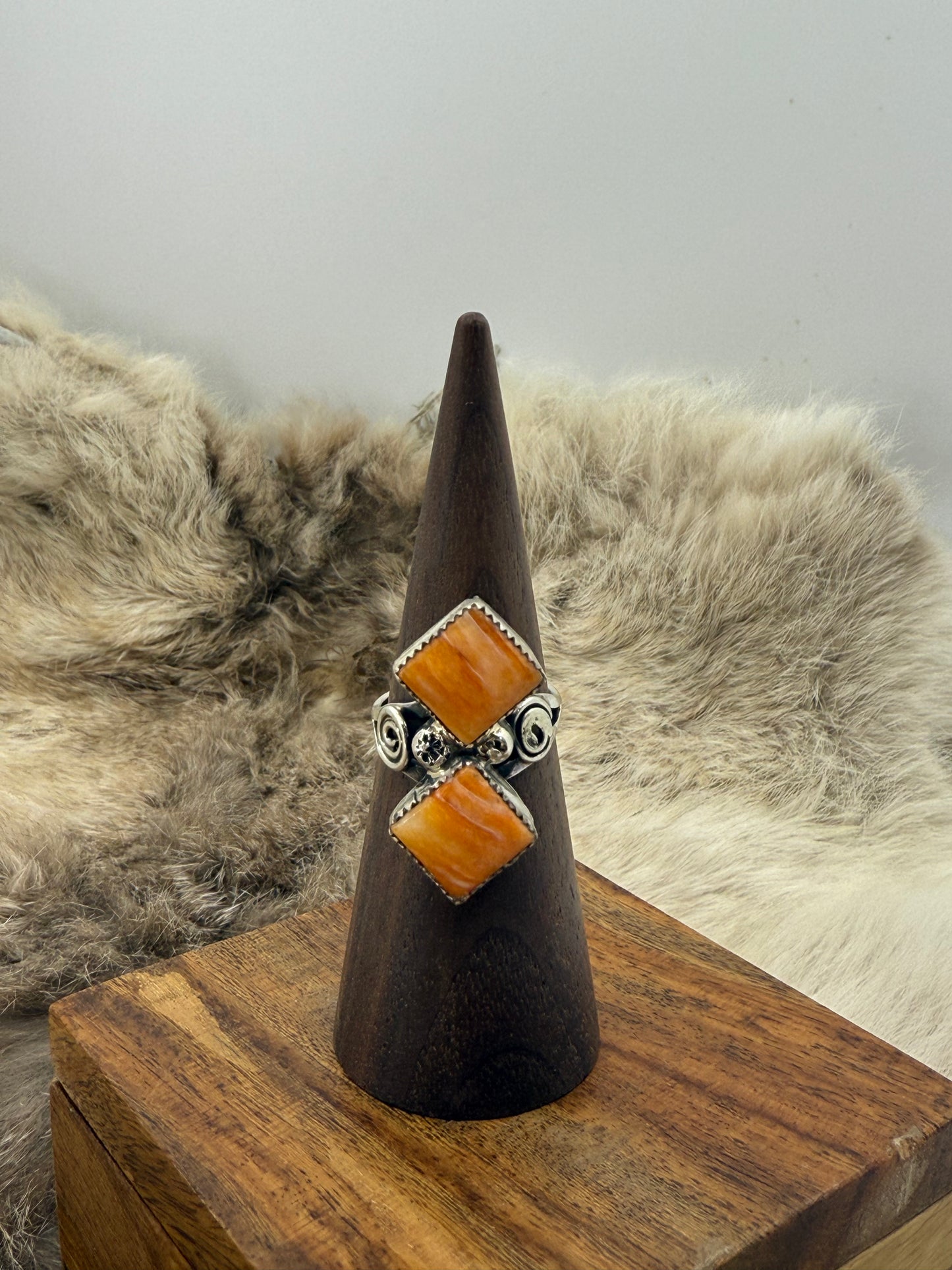 8.0 2 Stone Orange Spiny Oyster, Navajo