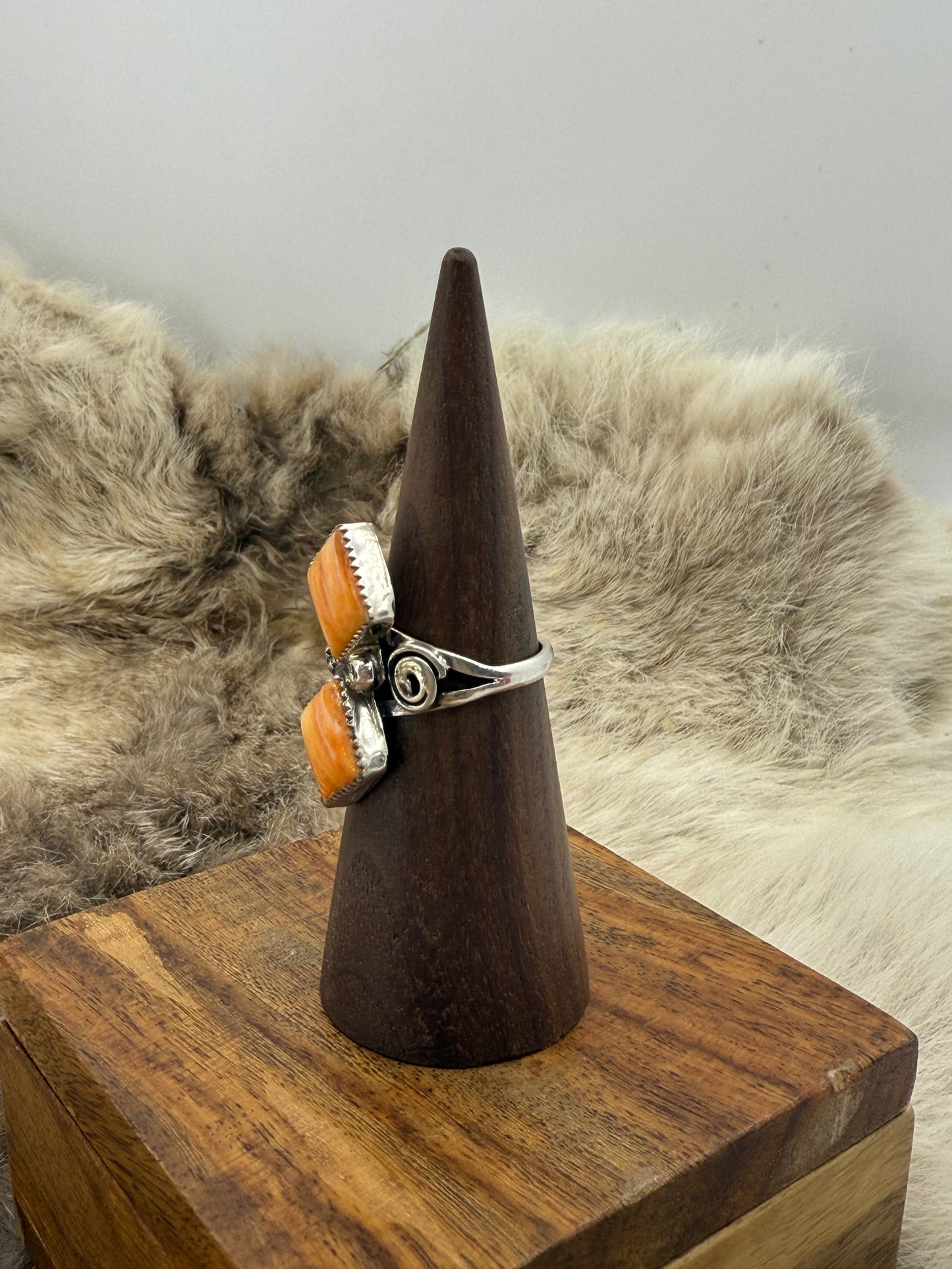8.0 2 Stone Orange Spiny Oyster, Navajo
