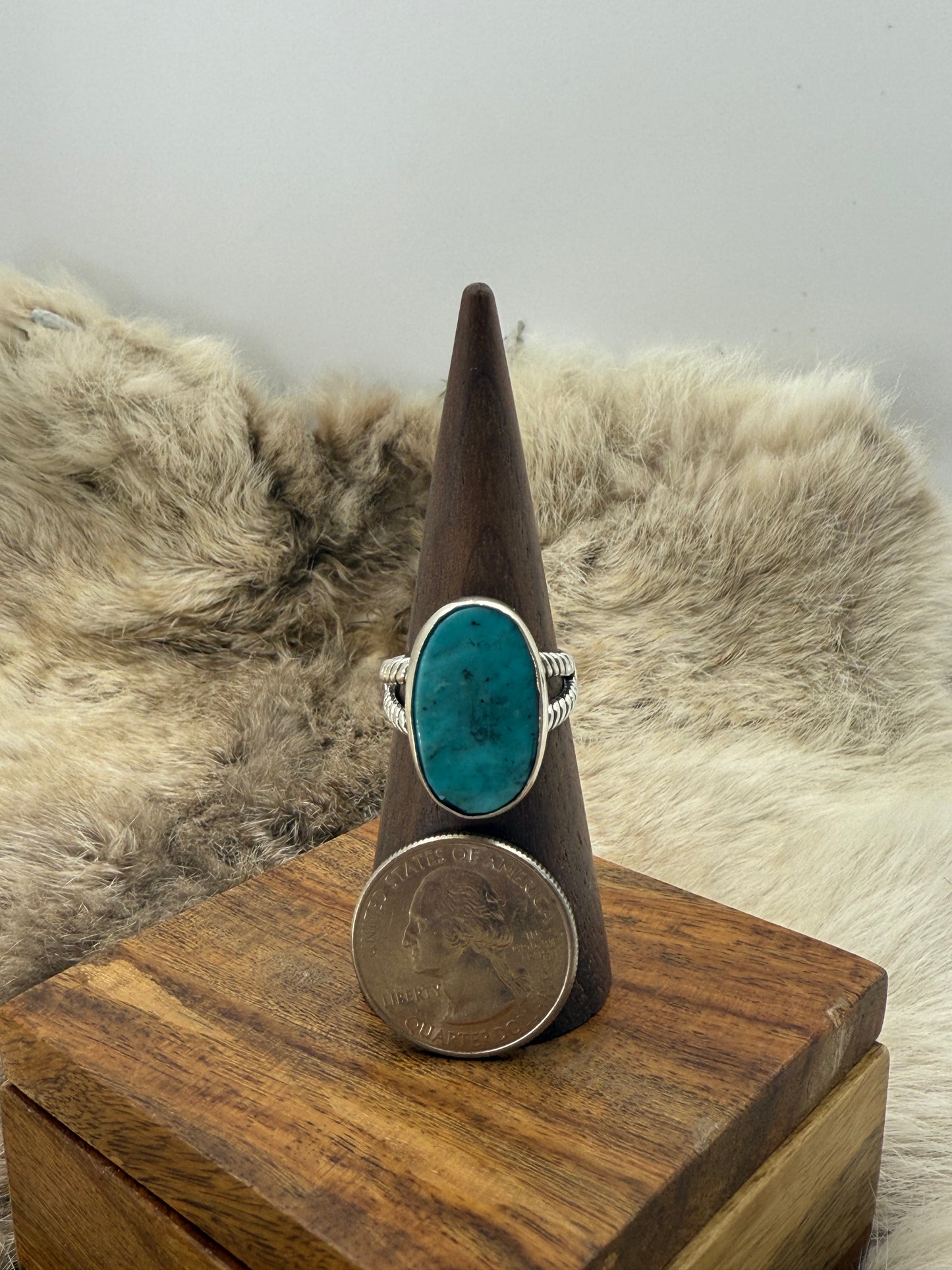 9.0 Oval Turquoise Ring