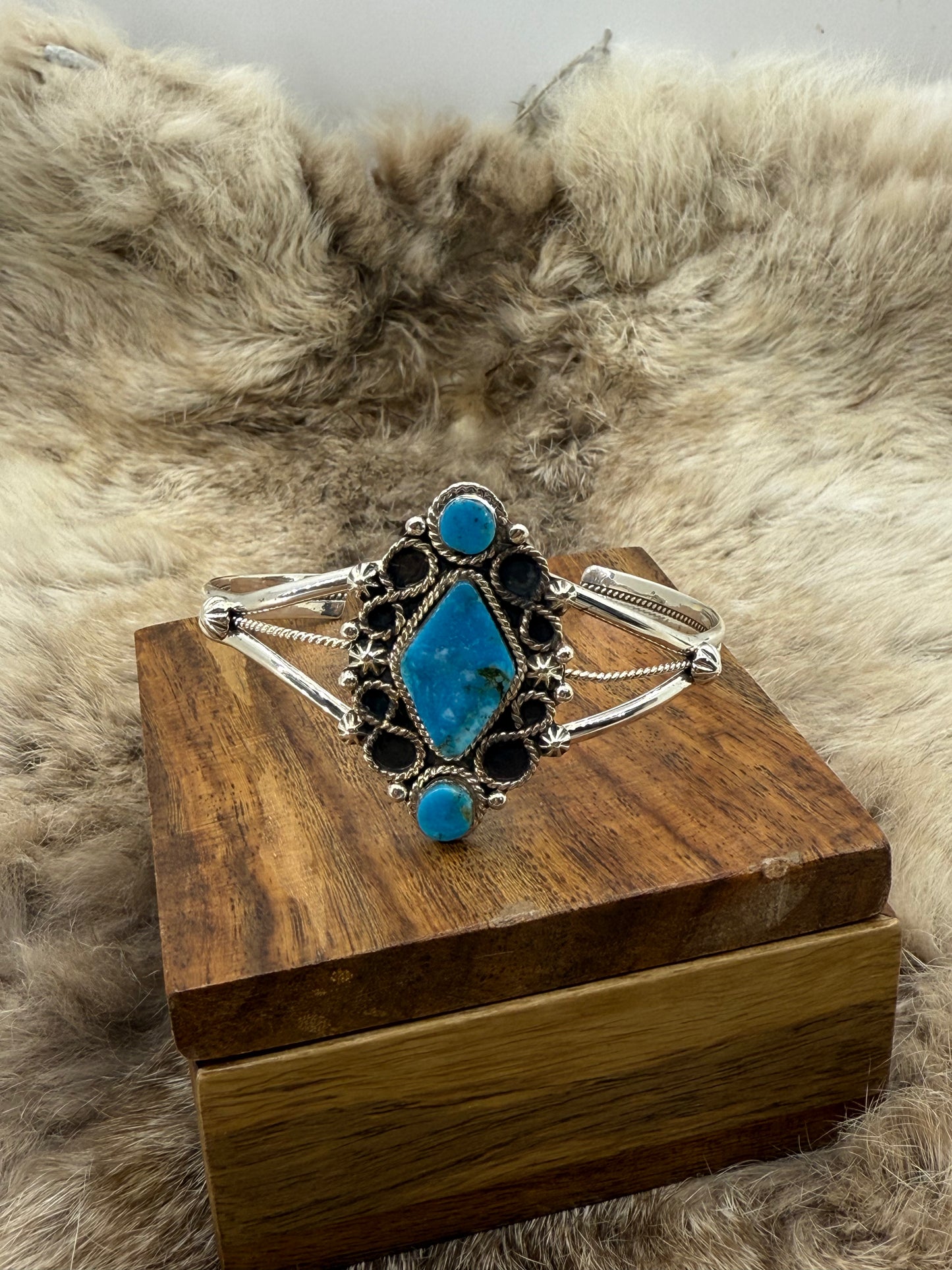 5.75" - 7.25" Kingman Blue Turquoise Bracelet by Alice R. Sanders, Navajo