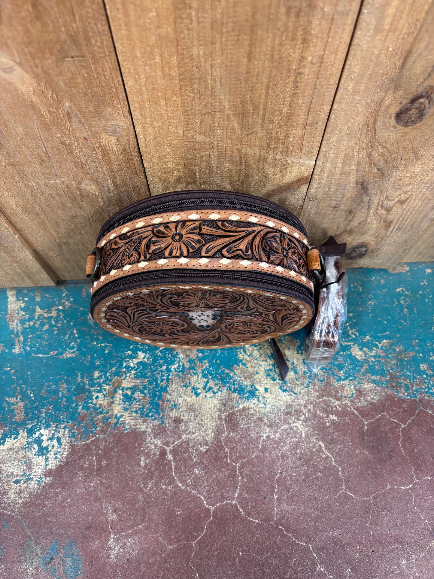 Longhorn Tooled Leather Canteen Purse