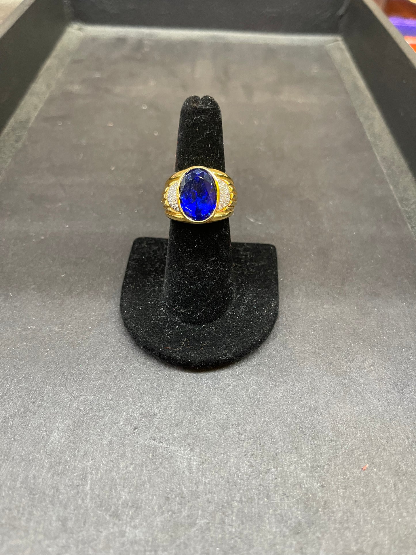 14k Gold and Sapphire Diamond Ring