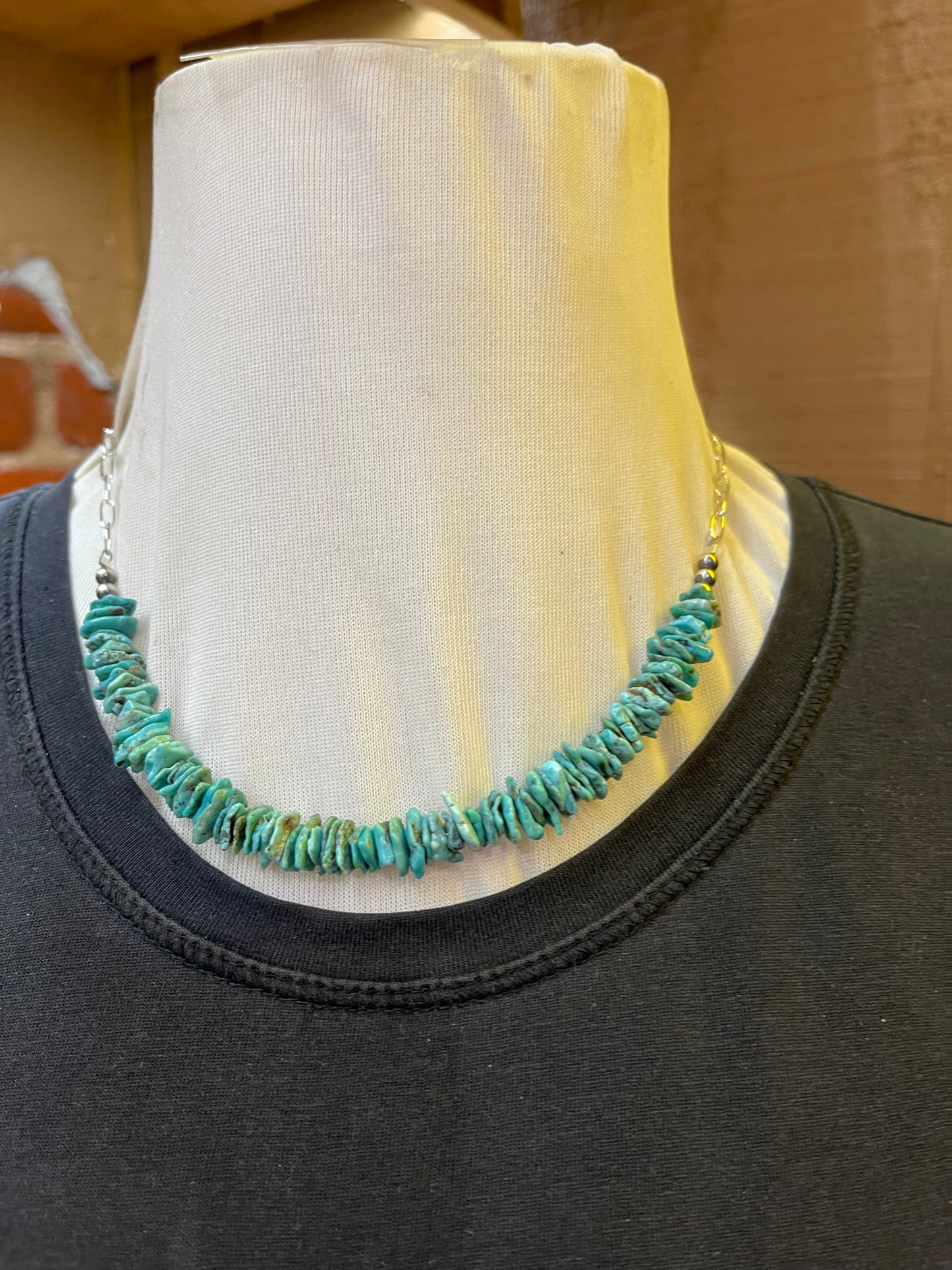 Natural Turquoise Chips And Chain Linked Necklace