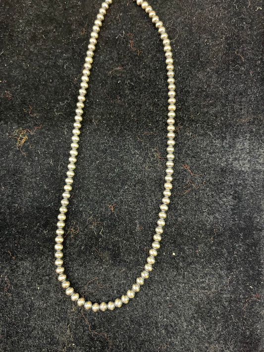 16" 4mm Navajo Pearls