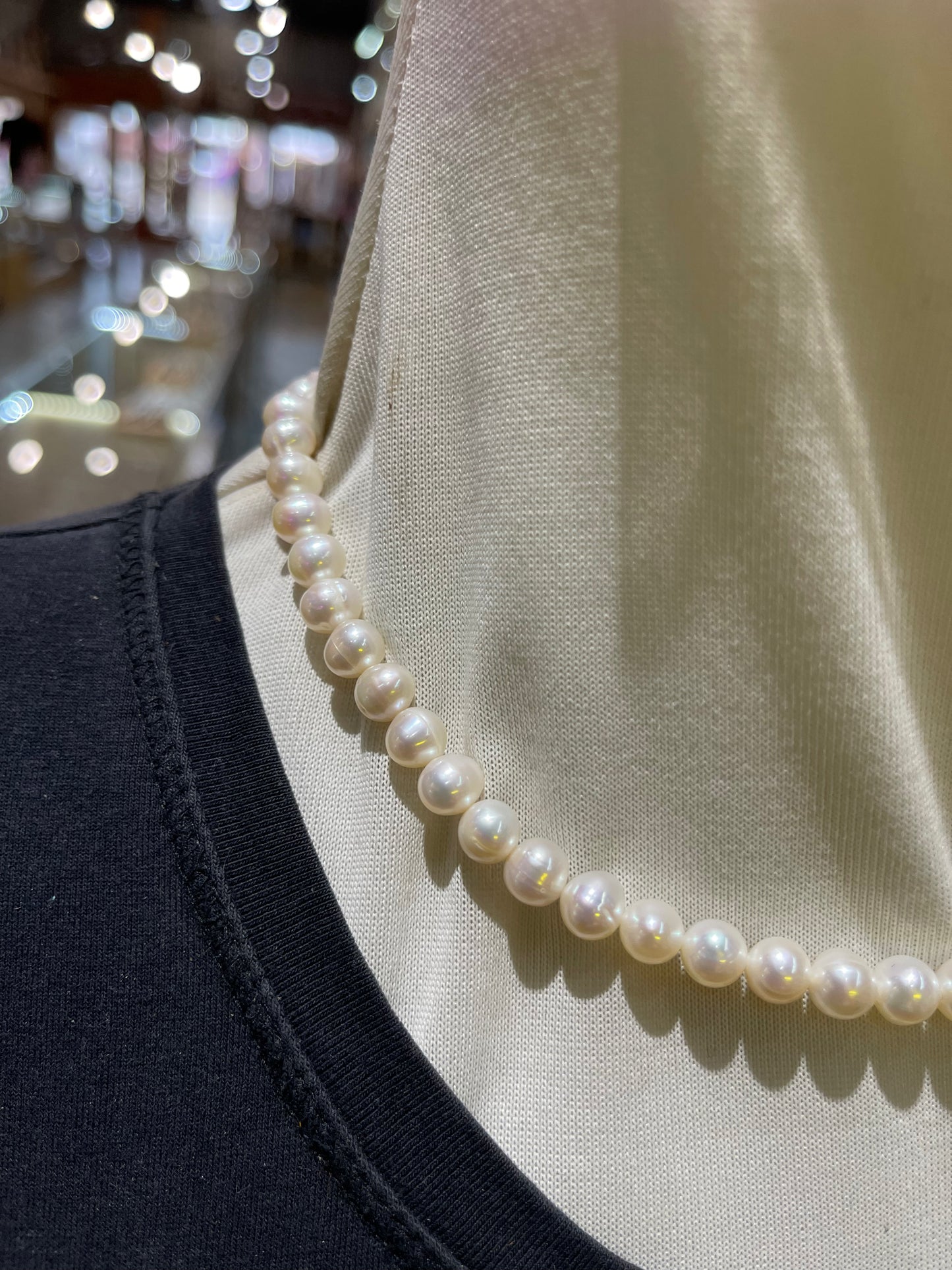 Fresh Water Pearls 16" 8/9mm bead