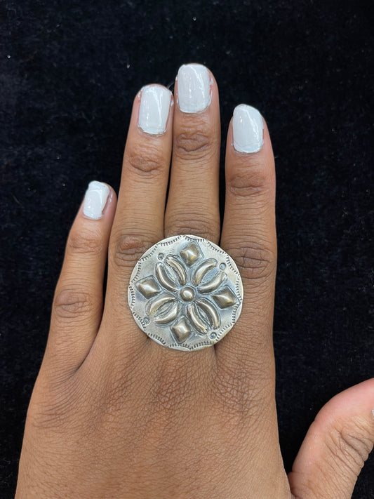 9.0 Concho Ring by Tahe,  L Navajo