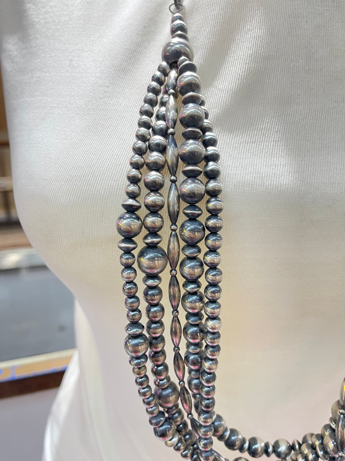 35” Multi Strand Navajo Pearl Graduated Beads