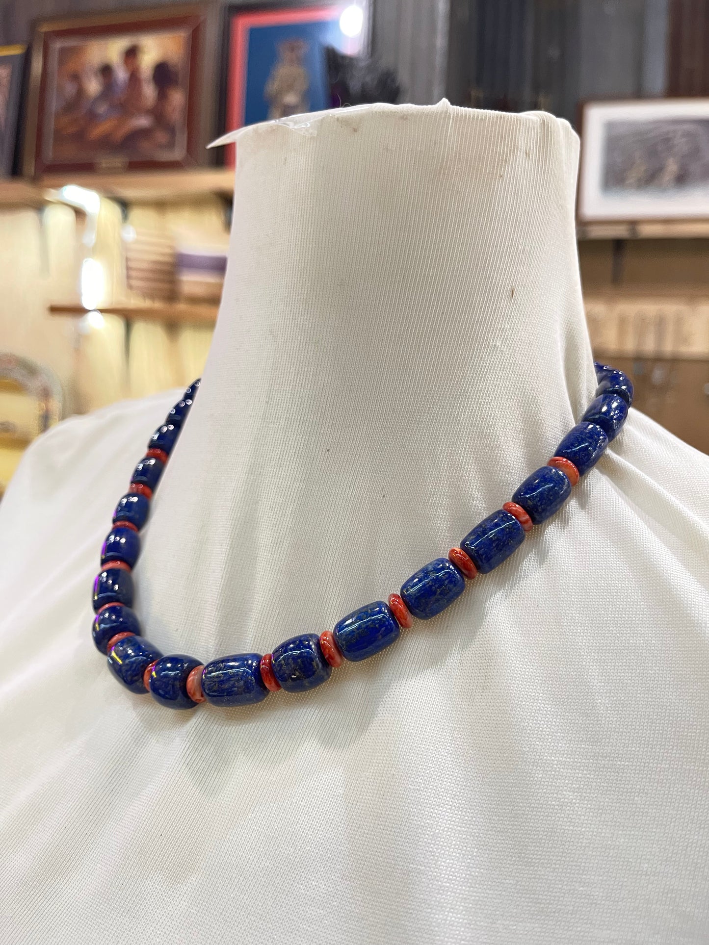 19” Lapis & Red Spiny Oyster Necklace