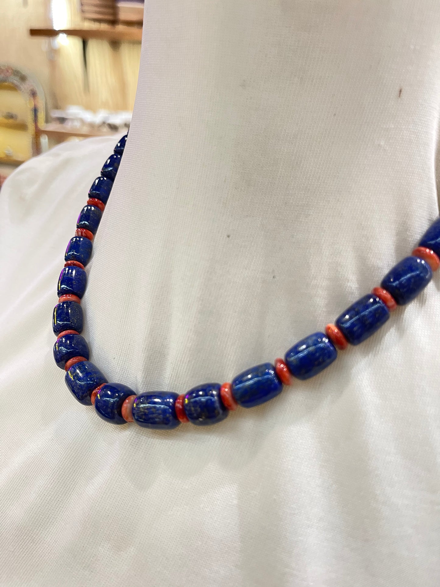 19” Lapis & Red Spiny Oyster Necklace