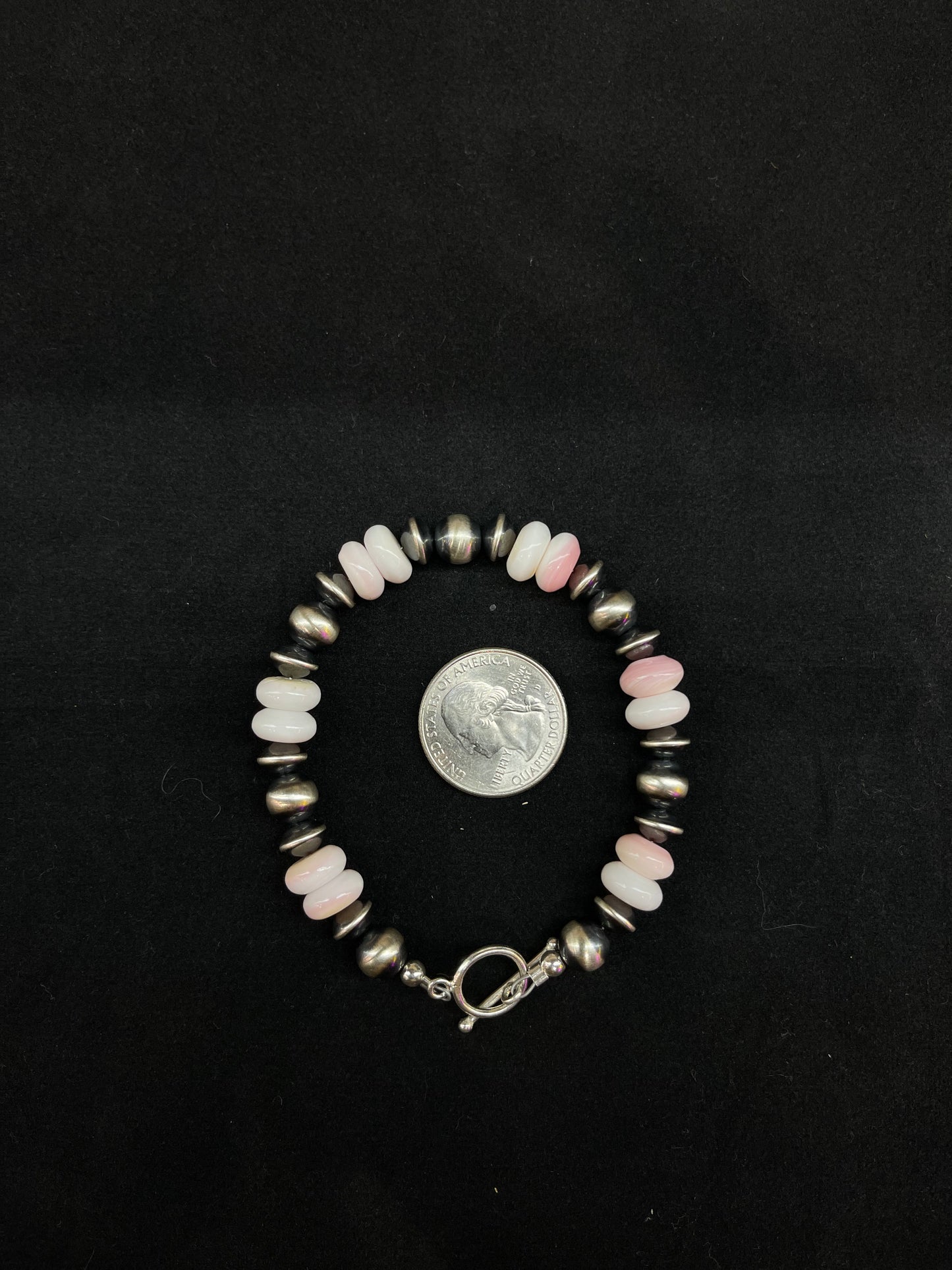 Pink Conch Shell Navajo Pearls & Round Bead 7” Bracelet