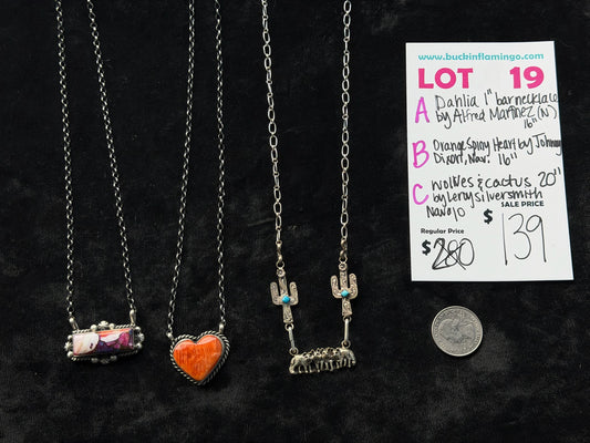 LOT 19 A 7/12 Dahlia 1” Bar Necklace by Alfred Martinez, Navajo 16”