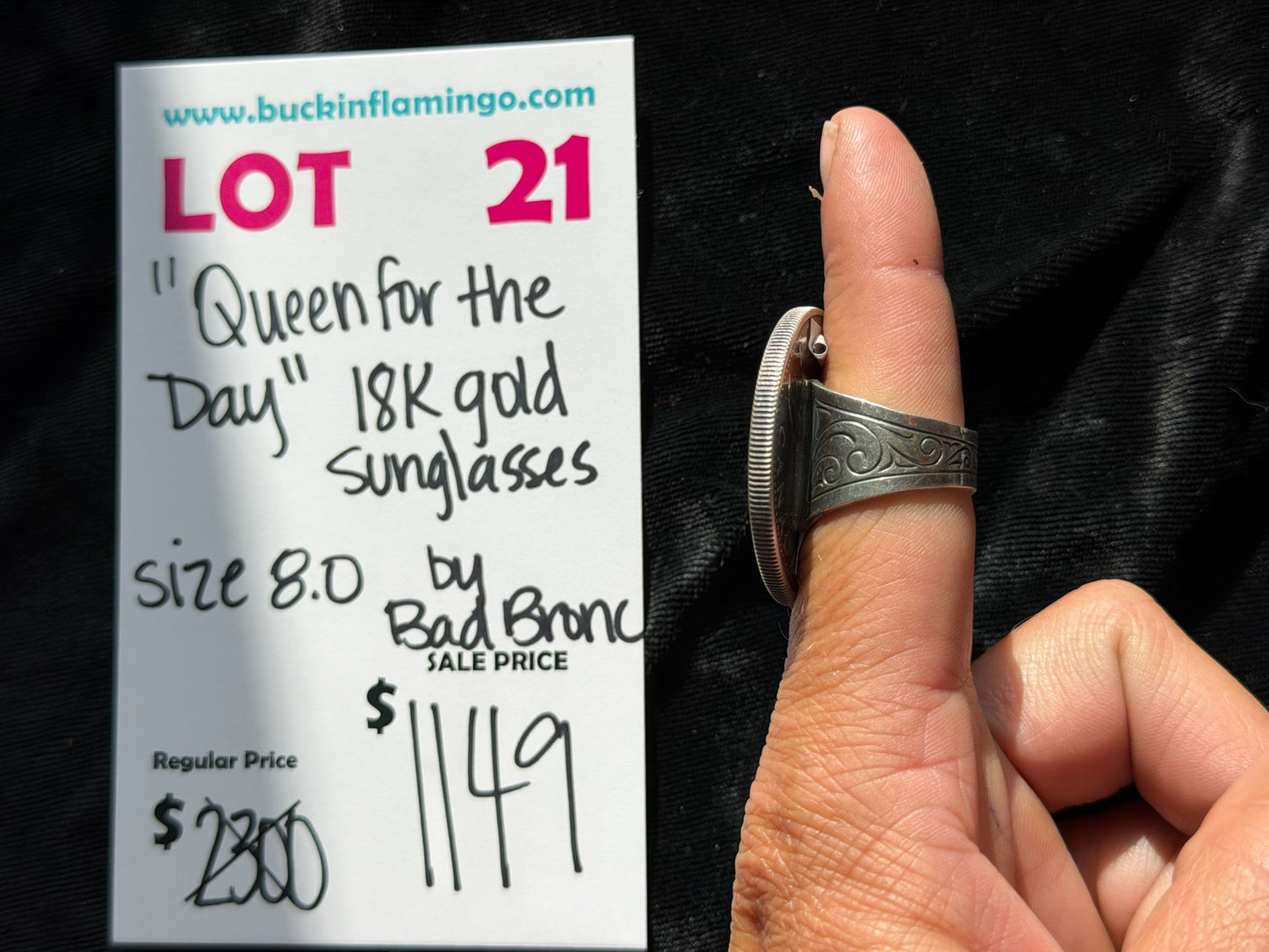 LOT 21 7/18 “Queen For The Day” 18l Gold Sunglasses Size 8.0 by Bad Bronc