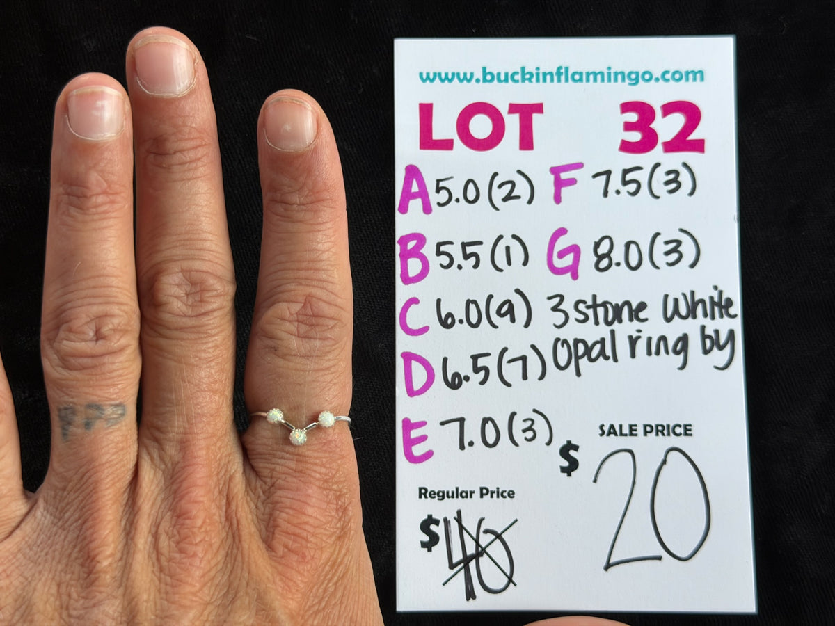 LOT 32 D 9/13 6.5 3 Stone White Opal Ring