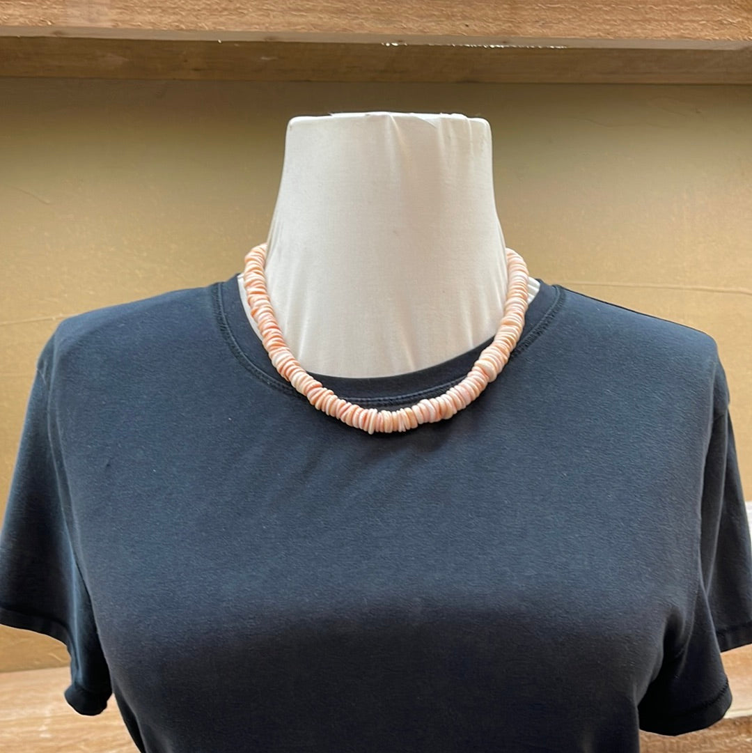 LOT 66 9/24 Pink Conch Shell 18” Necklace