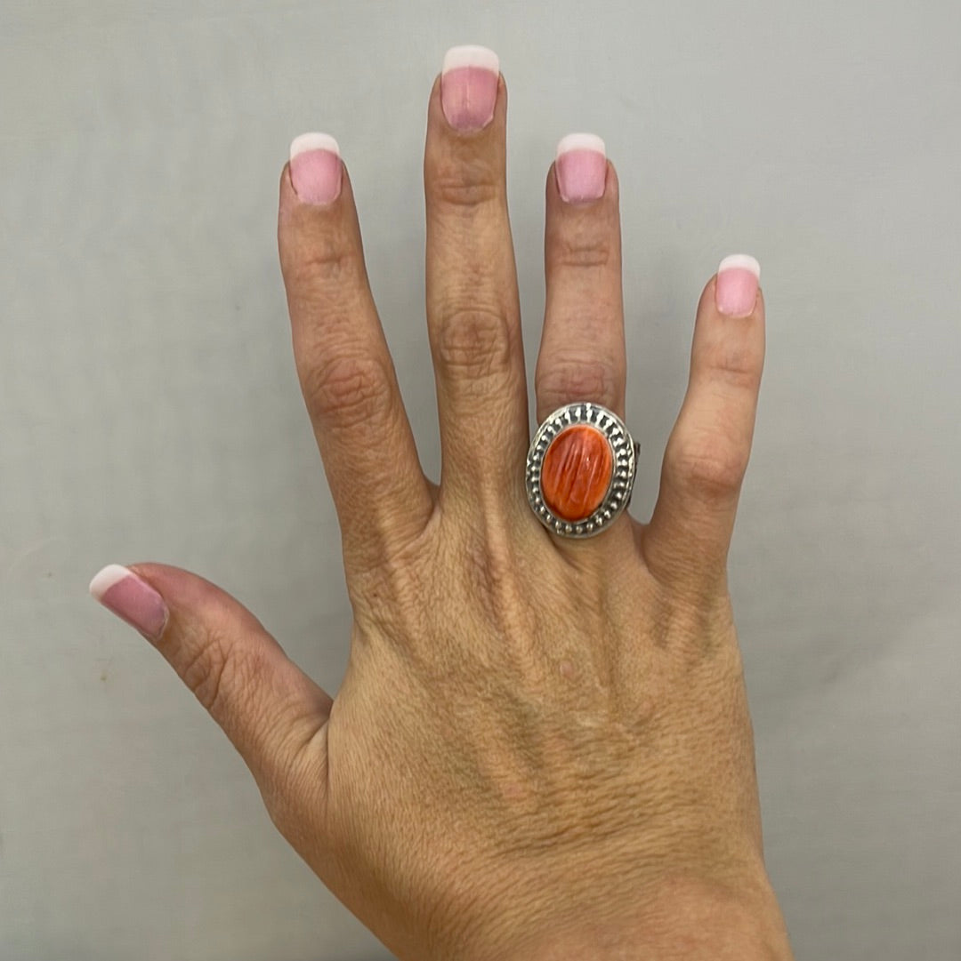 Red Spiny Oyster Shell Ring