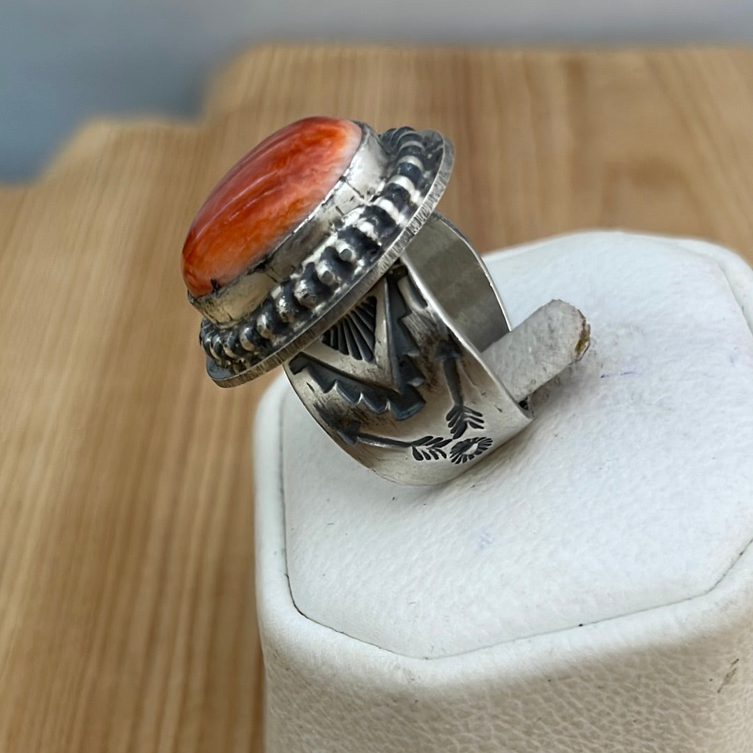 Red Spiny Oyster Shell Ring