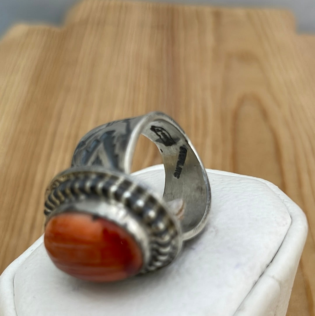 Red Spiny Oyster Shell Ring