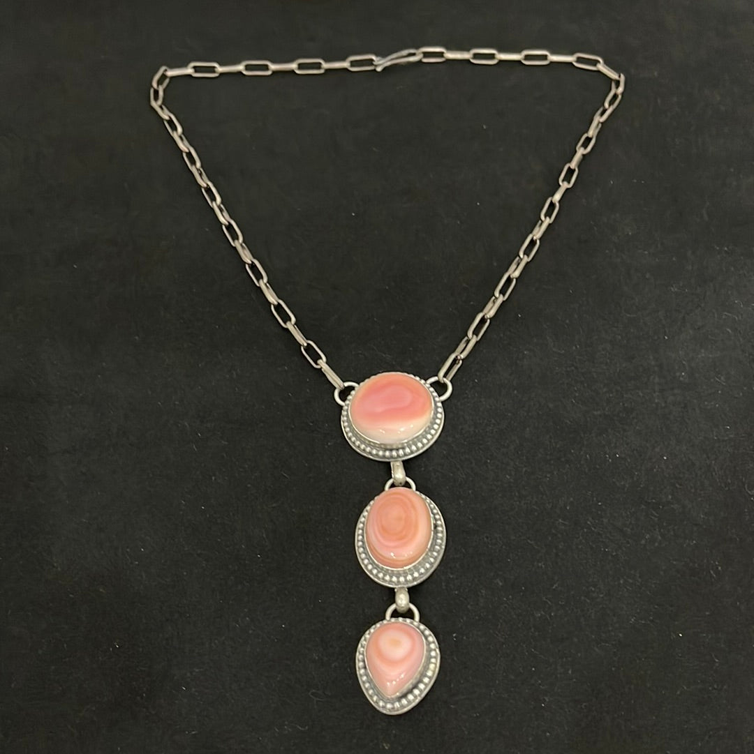 Pink Conch Shell 20” Lariat Necklace