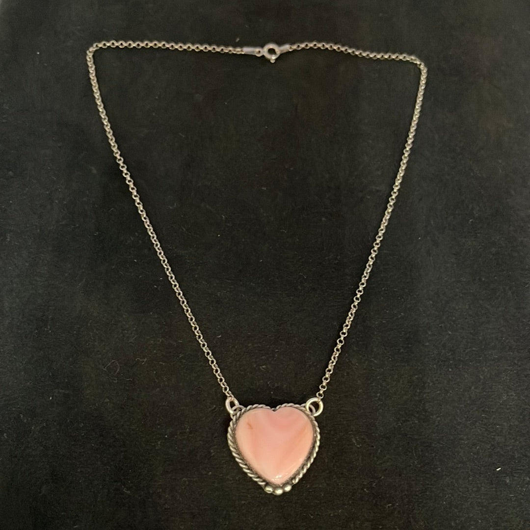 Heart Pink Conch Shell 16” Necklace
